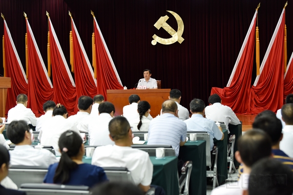 党课报告会现场。张哈斯巴根摄.jpg 党课报告会现场。张哈斯巴根摄.jpg