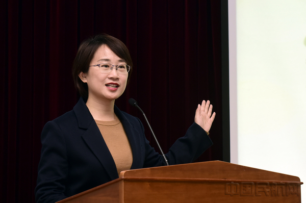 4 江苏省扬子晚报社记者冯可.jpg 4 江苏省扬子晚报社记者冯可.jpg