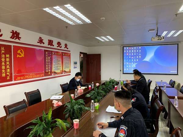 督导南宁机场安检做好复工复产工作_副本.jpg 督导南宁机场安检做好复工复产工作_副本.jpg