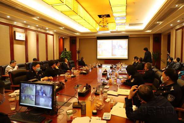 河南民航组织开展桌面演练_副本.jpg