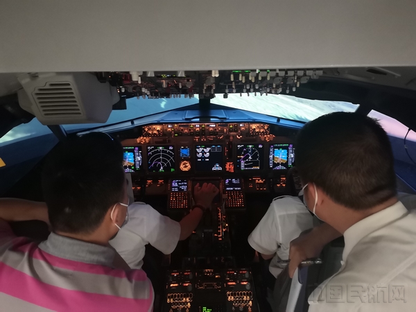 ;2、模拟机验证PBN飞行程序.jpg ;2、模拟机验证PBN飞行程序.jpg