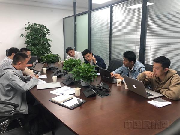 与深圳机场业务管理部门商讨应用场景识别需求_副本.jpg 与深圳机场业务管理部门商讨应用场景识别需求_副本.jpg