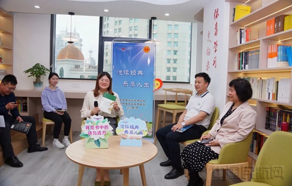 活动中,监管局干部职工踊跃发言、快乐分享_副本.jpg 活动中,监管局干部职工踊跃发言、快乐分享_副本.jpg