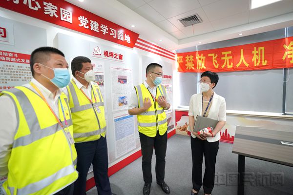“6.16”安全宣传咨询日活动现场_副本.jpg “6.16”安全宣传咨询日活动现场_副本.jpg