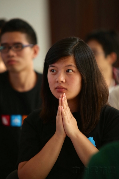 2013年,潘媛玥参加去哪儿网的新员工培训会.jpg 2013年,潘媛玥参加去哪儿网的新员工培训会.jpg