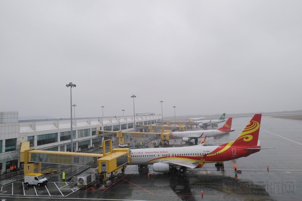珠海机场迎来新年第一场大雾,珠海空管气象保障得力2.jpg 珠海机场迎来新年第一场大雾,珠海空管气象保障得力2.jpg