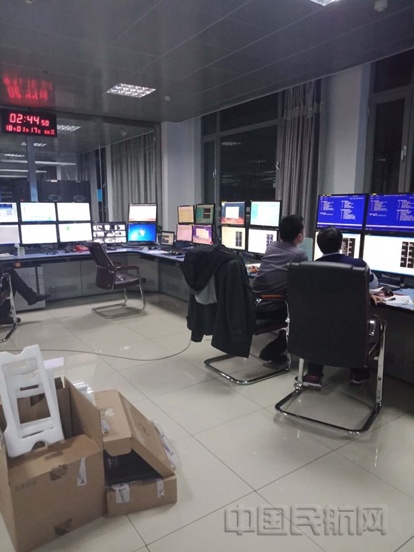 SIZZ8607.JPG