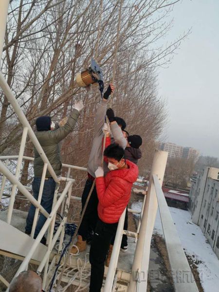 华北空管通导人战“疫”1_副本.jpg
