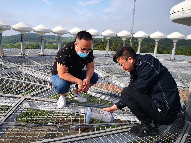 大连空管站顺利完成长海导航台巡检、换季工作.jpg 大连空管站顺利完成长海导航台巡检、换季工作.jpg
