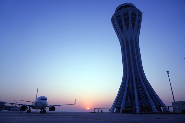 华北空管局大兴空管中心西塔台 田勇摄影_副本.jpg