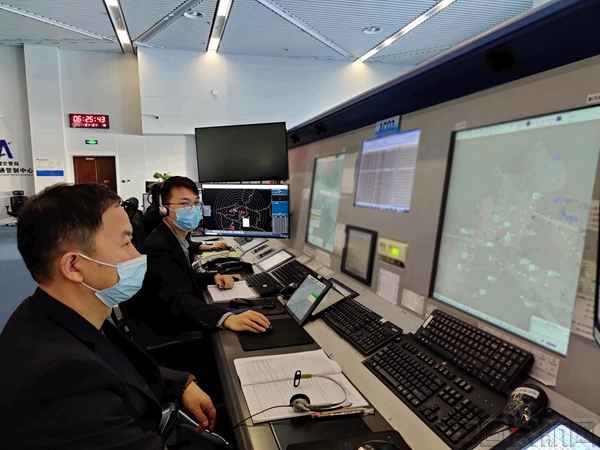 水印 20210125保障人影作业 助力脱贫攻坚——新疆空管局空管中心区域管制中心助力人影防灾减灾、生态环境保护工作记1.jpg 水印 20210125保障人影作业 助力脱贫攻坚——新疆空管局空管中心区域管制中心助力人影防灾减灾、生态环境保护工作记1.jpg