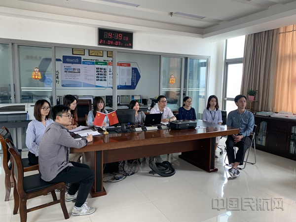 1_汕头空管站气象台开展大雾天气复盘分析会_副本.jpg 1_汕头空管站气象台开展大雾天气复盘分析会_副本.jpg