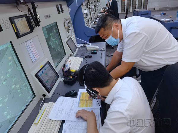 华北空管局空管中心区管四室紧急梳理频率使用应急检查单_副本.jpg