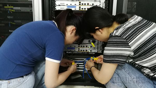 厦门空管站技术保障部完成青州遥控台年检改造_副本.jpg 厦门空管站技术保障部完成青州遥控台年检改造_副本.jpg