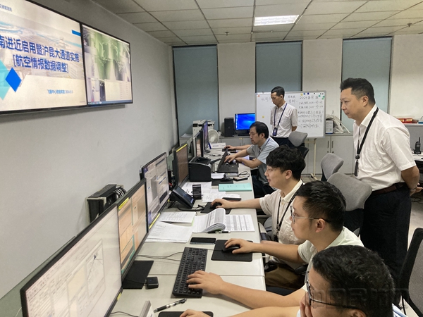 情报部门对涉及调整的航路航线、导航台等静态数据点进行修订和校核14