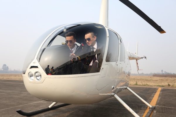 四川泛美教育集团通航产业发展:托起金色雄鹰