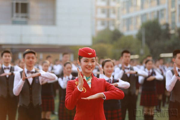 成都航空旅游职业学校唱响“中国有我，我有中国”（图）