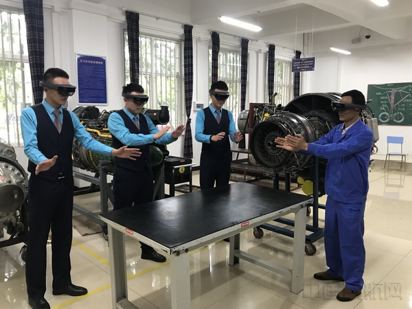 CFM56发动机AR辅助教学系统.jpg CFM56发动机AR辅助教学系统.jpg