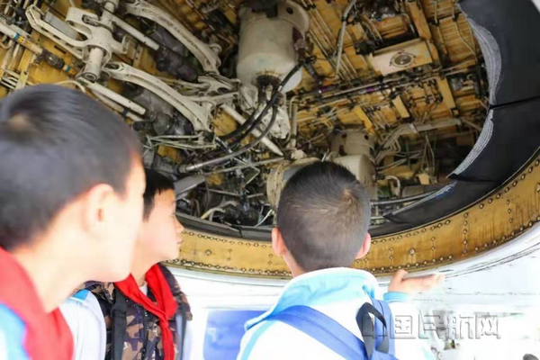 香格里拉旅游