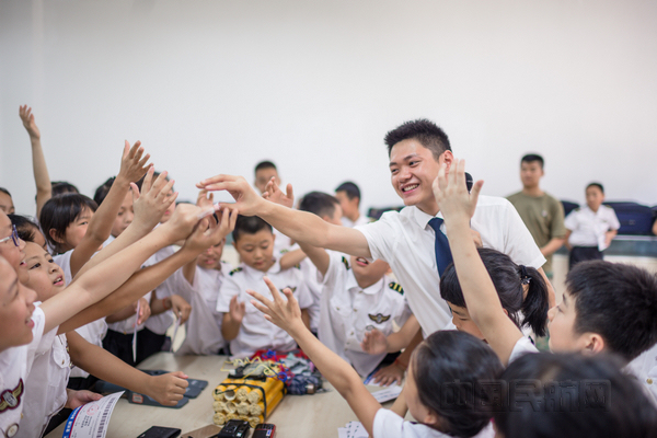 10学习有趣的航空安全知识.jpg