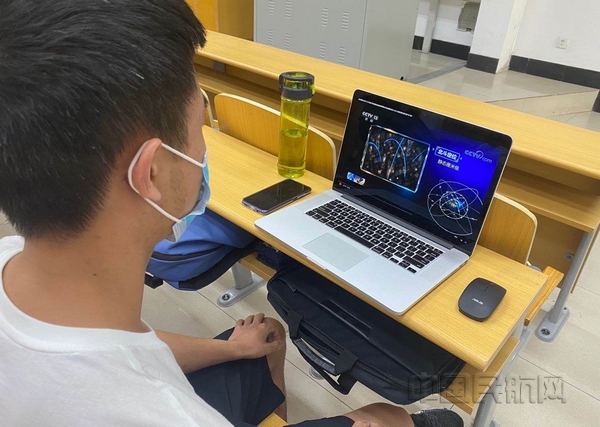 北斗中航董事长_北斗闪耀星空照亮国人之路--访中航科技总经理