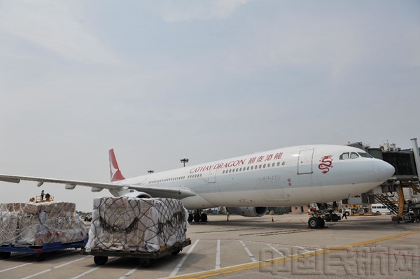 香港回归20周年 青岛机场和香港航线的不解缘