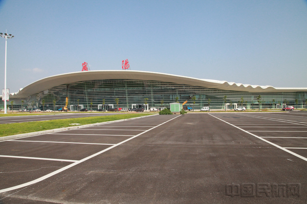 襄阳机场春运142个加班已开仓销售(图)