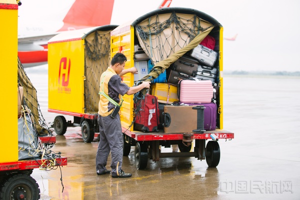 海口美兰机场春运预计输送旅客逾330万人次(图