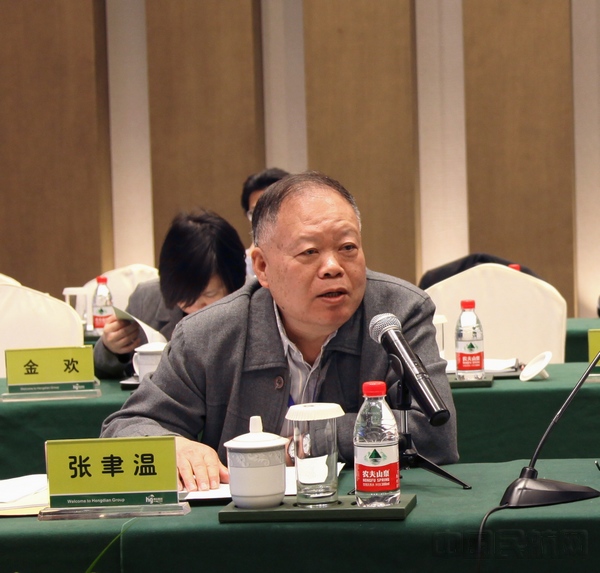 中国民航局特聘专家、《两航起义》编剧之一、同名长篇纪实文学作者张聿温.jpg 中国民航局特聘专家、《两航起义》编剧之一、同名长篇纪实文学作者张聿温.jpg