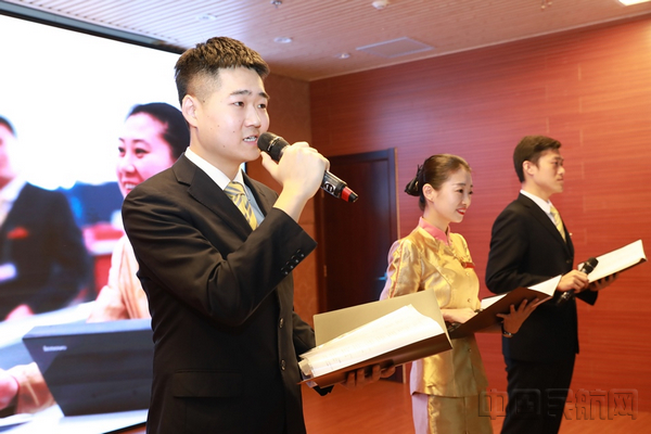 首都机场贵宾举办五四青春才艺秀(图)