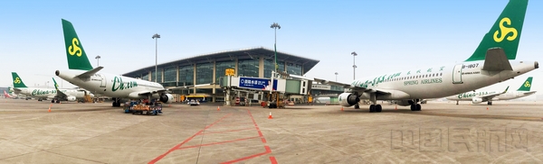 2017年,石家庄机场低成本航空公司载客量达到362.3万人次,同比增长32.31%,占石家庄机场年旅客吞吐量的38%。1.jpg 2017年,石家庄机场低成本航空公司载客量达到362.3万人次,同比增长32.31%,占石家庄机场年旅客吞吐量的38%。1.jpg