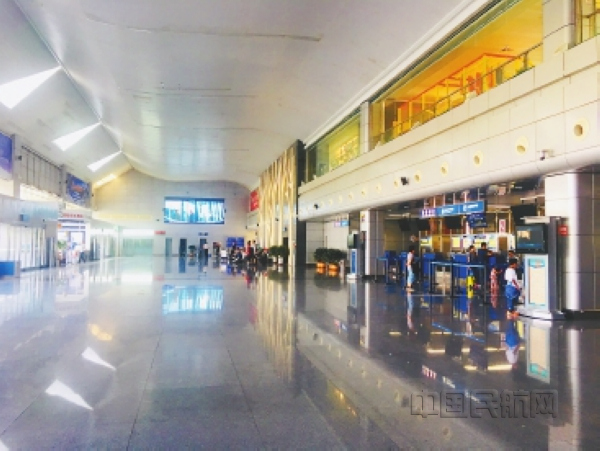 吉林长白山机场:打造著名森林旅游机场