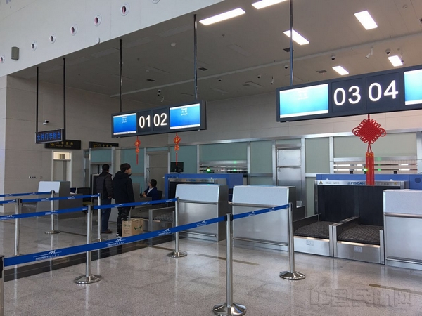热烈祝贺塔城机场新航站楼运营成功图片1.jpg