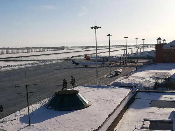 热烈祝贺塔城机场新航站楼运营成功图片2.jpg