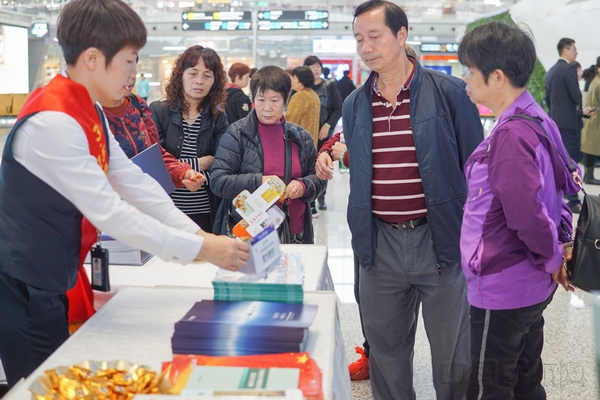 活动现场 图冯文生、王斐 (5).jpg