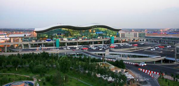 乌鲁木齐机场航站区.jpg 乌鲁木齐机场航站区.jpg