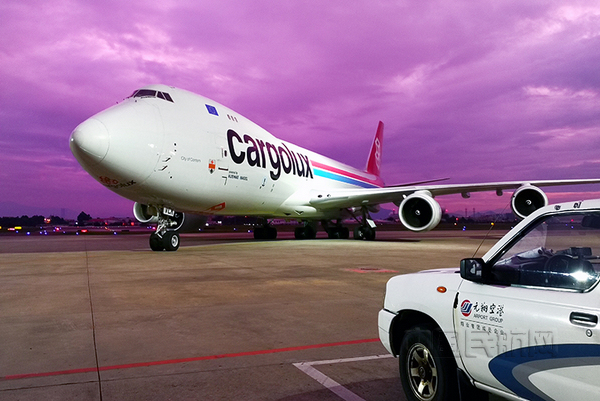 nEO_IMG_抵达厦门机场的卢森堡货航飞机-厦门机场供图.jpg nEO_IMG_抵达厦门机场的卢森堡货航飞机-厦门机场供图.jpg