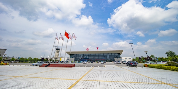 机场环境照片1.jpg 机场环境照片1.jpg