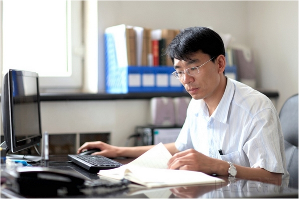 图片2.jpg 图片2.jpg