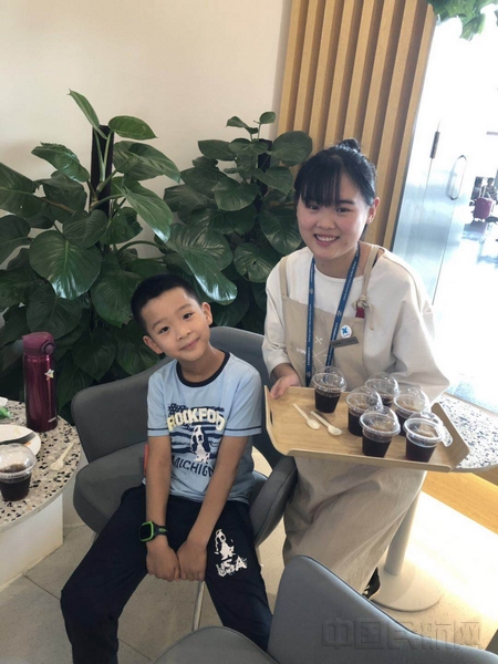 餐饮公司:寻味机场,爱与温暖恒存3.jpg 餐饮公司:寻味机场,爱与温暖恒存3.jpg