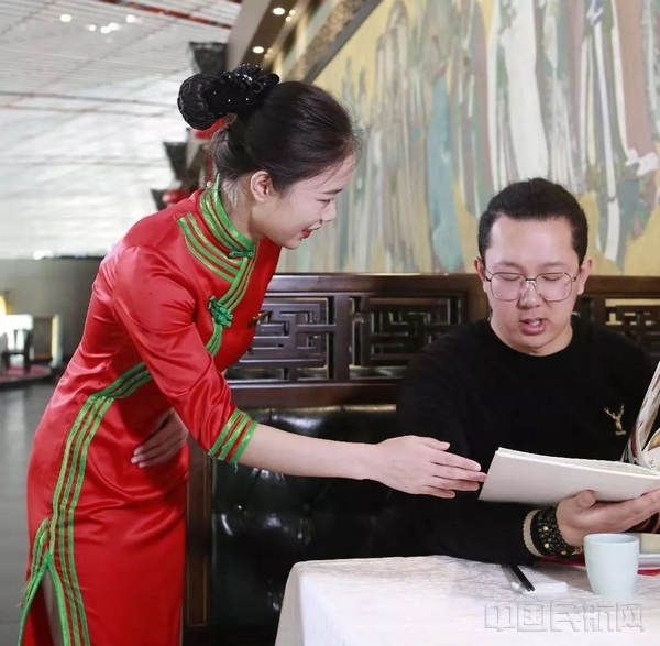 本为守护他人旅途 逆光助力圆梦首都2.jpg 本为守护他人旅途 逆光助力圆梦首都2.jpg