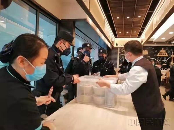 餐饮公司提高政治站位 务实笃行抗击疫情5.jpg 餐饮公司提高政治站位 务实笃行抗击疫情5.jpg