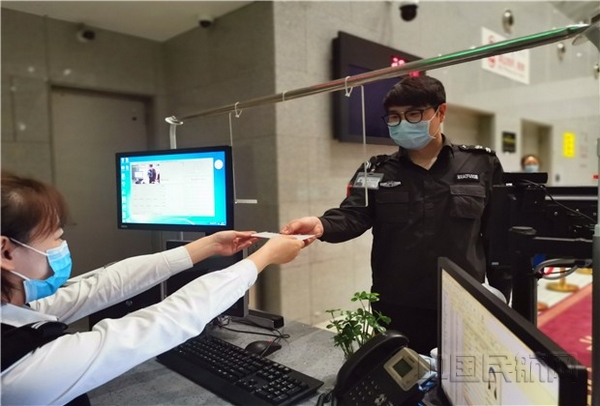 nEO_IMG_2.jpg nEO_IMG_2.jpg