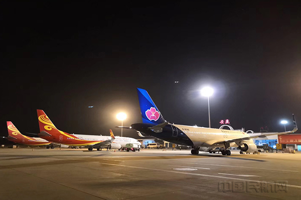 安庆机场全力做好疫情防控和航班保障工作1.jpg