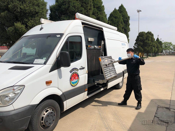 水印1.jpg 水印1.jpg