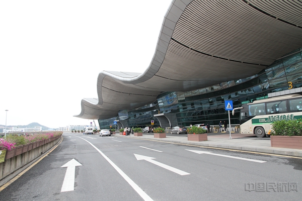 揭阳潮汕机场进出港航班量恢复近八成