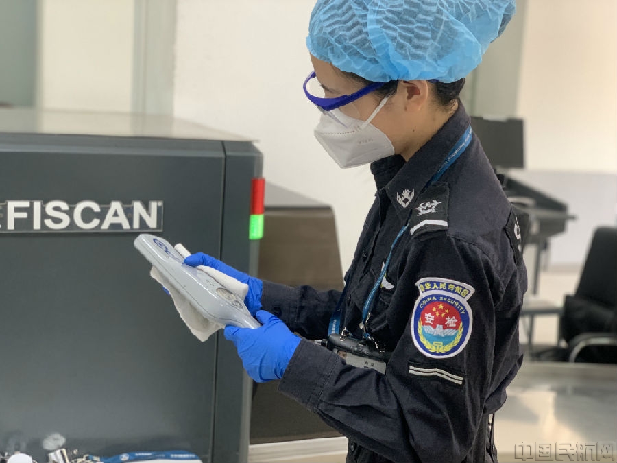 首都机场安保公司积极开展爱国卫生月活动