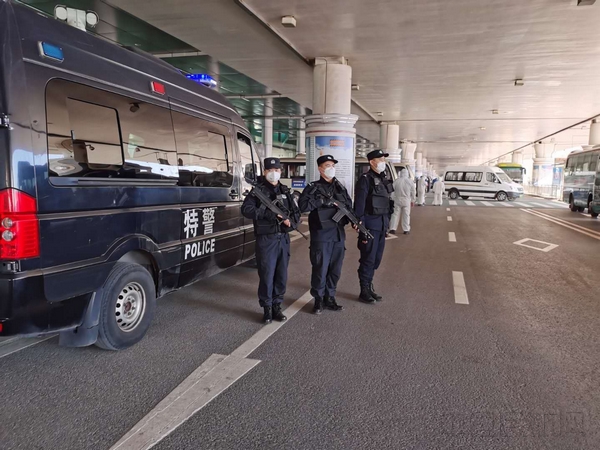 聚焦“两场一站”治理，全力优化机场治安环境。.jpg