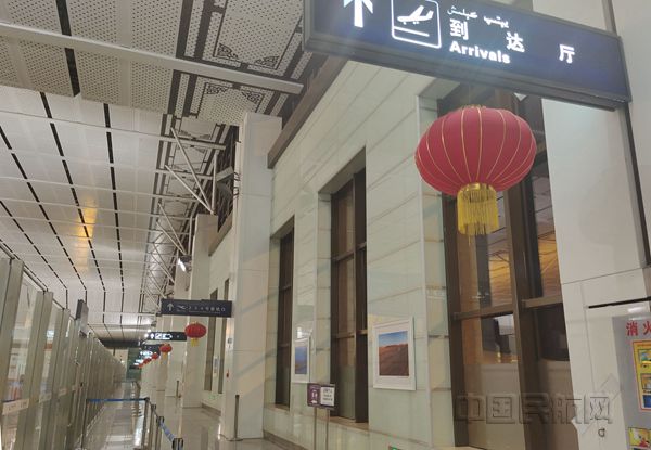 连廊的大红灯笼_副本_副本.jpg 连廊的大红灯笼_副本_副本.jpg