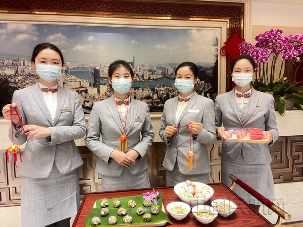 nEO_IMG_三月三邀请旅客感受浓情壮乡